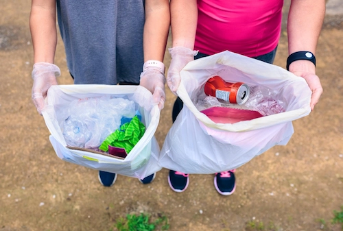 Apa Saja yang Dibawa Saat Plogging