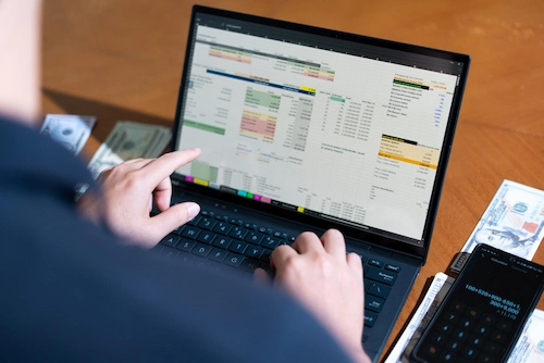 Cara Mengantisipasi Konsumerisme