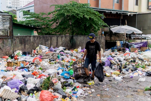 Dampak Sampah yang Tak Tertangani di Indonesia