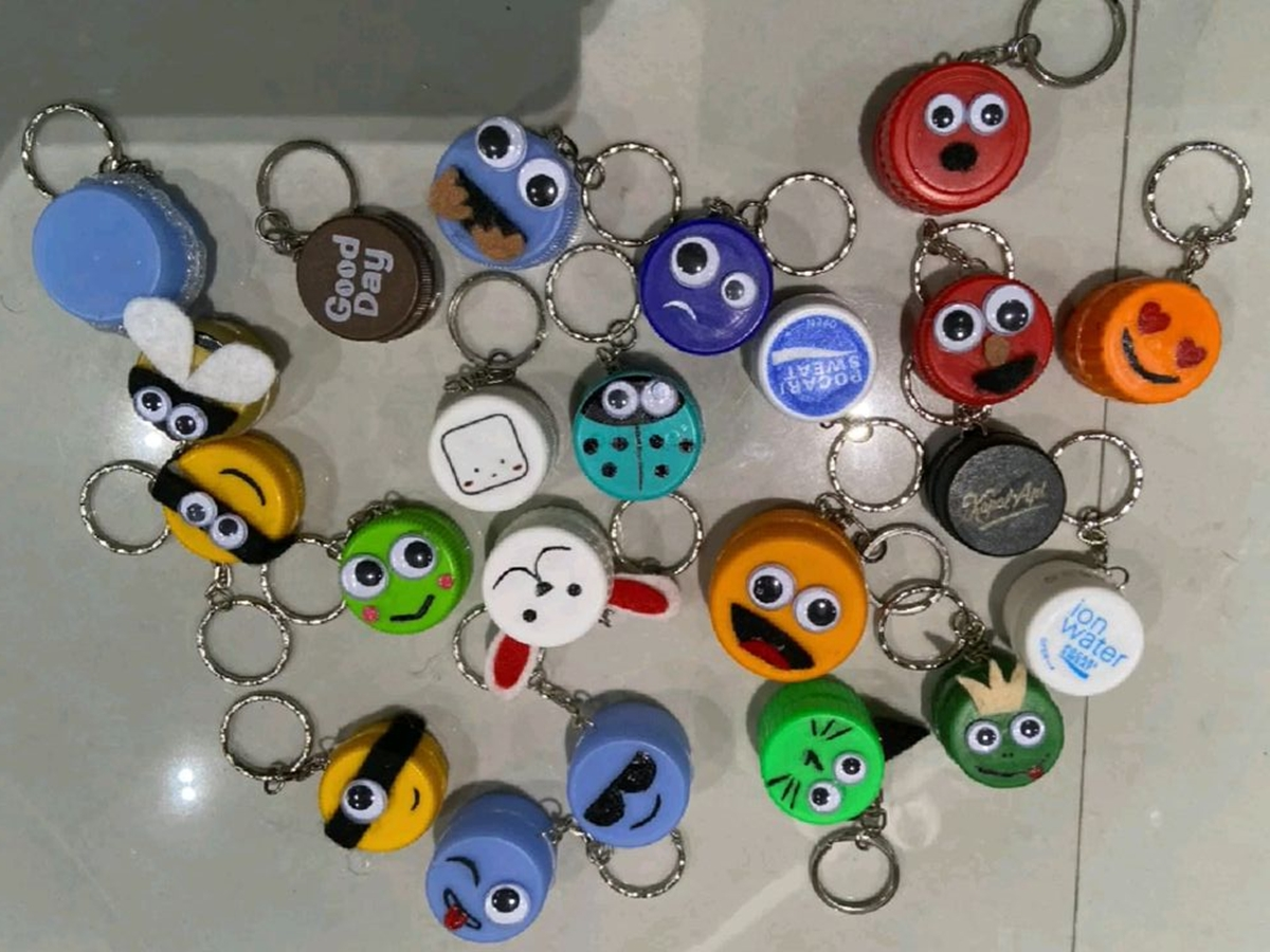 Tutup Botol Plastik Dijadikan Hiasan Atau Mainan Edukatif