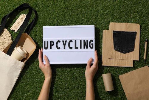 Penerapan konsep upcycle menggunakan barang bekas