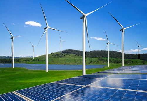 Pemanfaatan energi hijau pada pembangkit listrik tenaga surya dan turbin angin